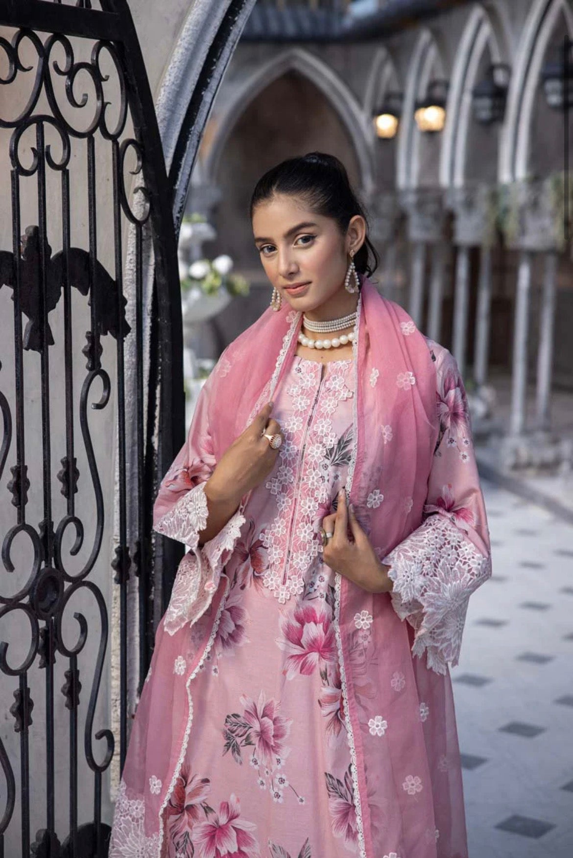 Ethnic Inspired Lawn Pink 3 Piece Outfit With Embroidered Dupatta