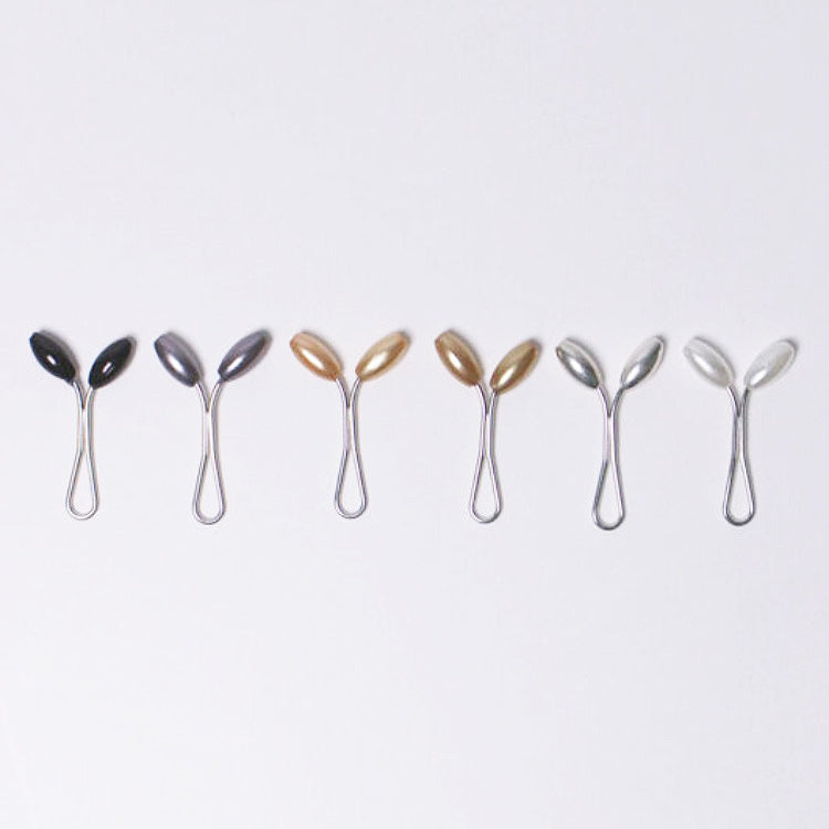 Snag-Free Scarf Pins – Effortless and secure scarf styling