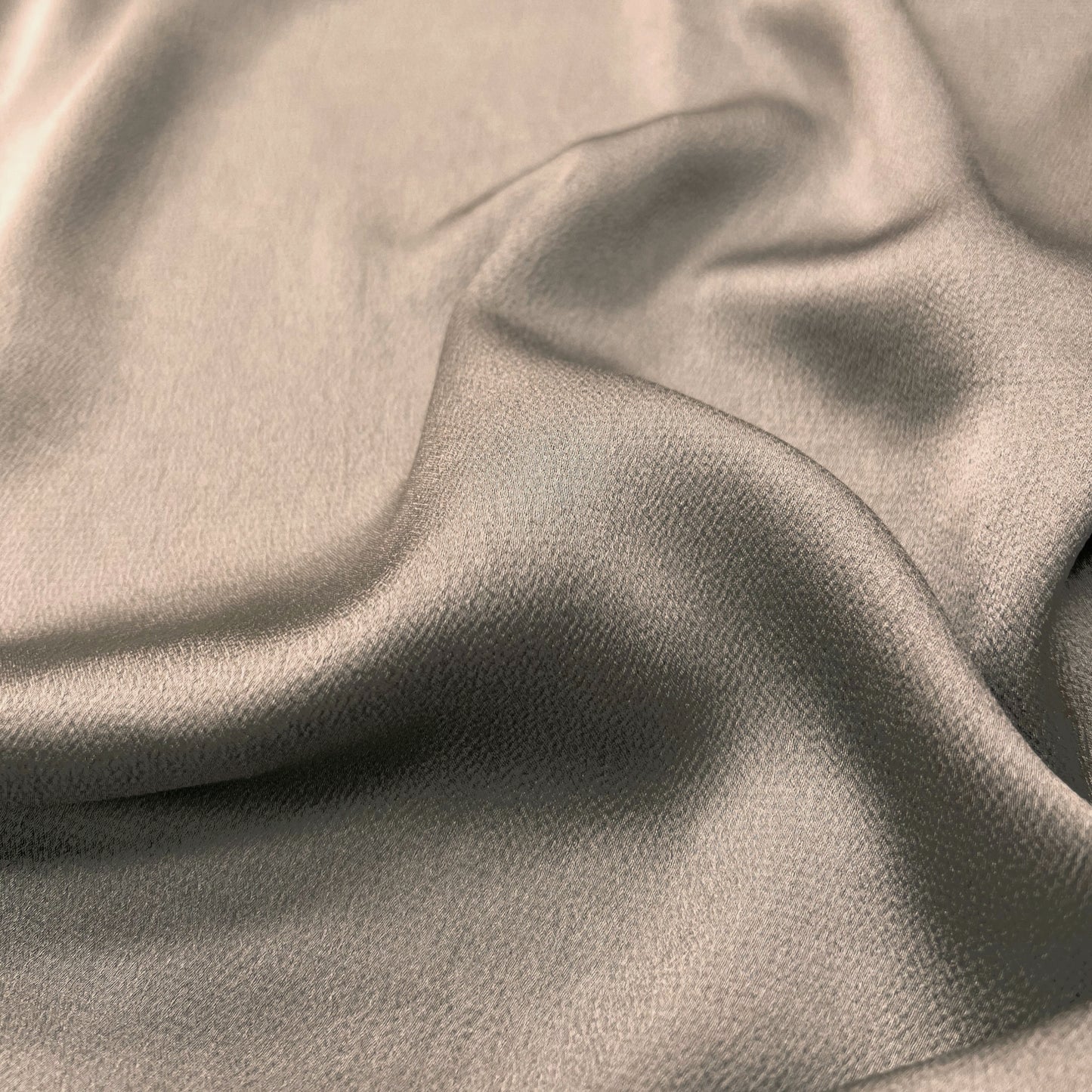 Mocca / Latte Satin Grain Hijab