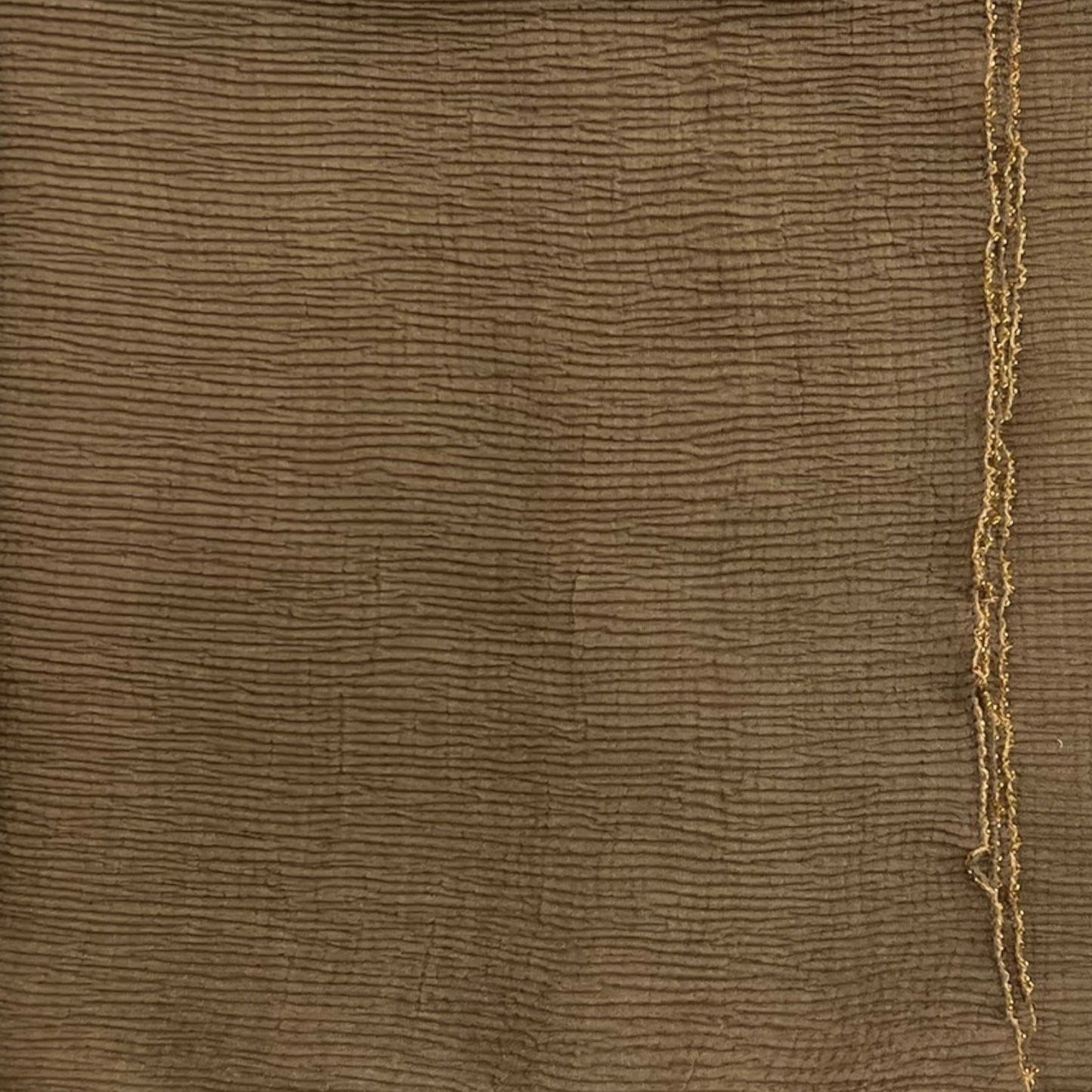 Mocca Plain Strips Gold Border