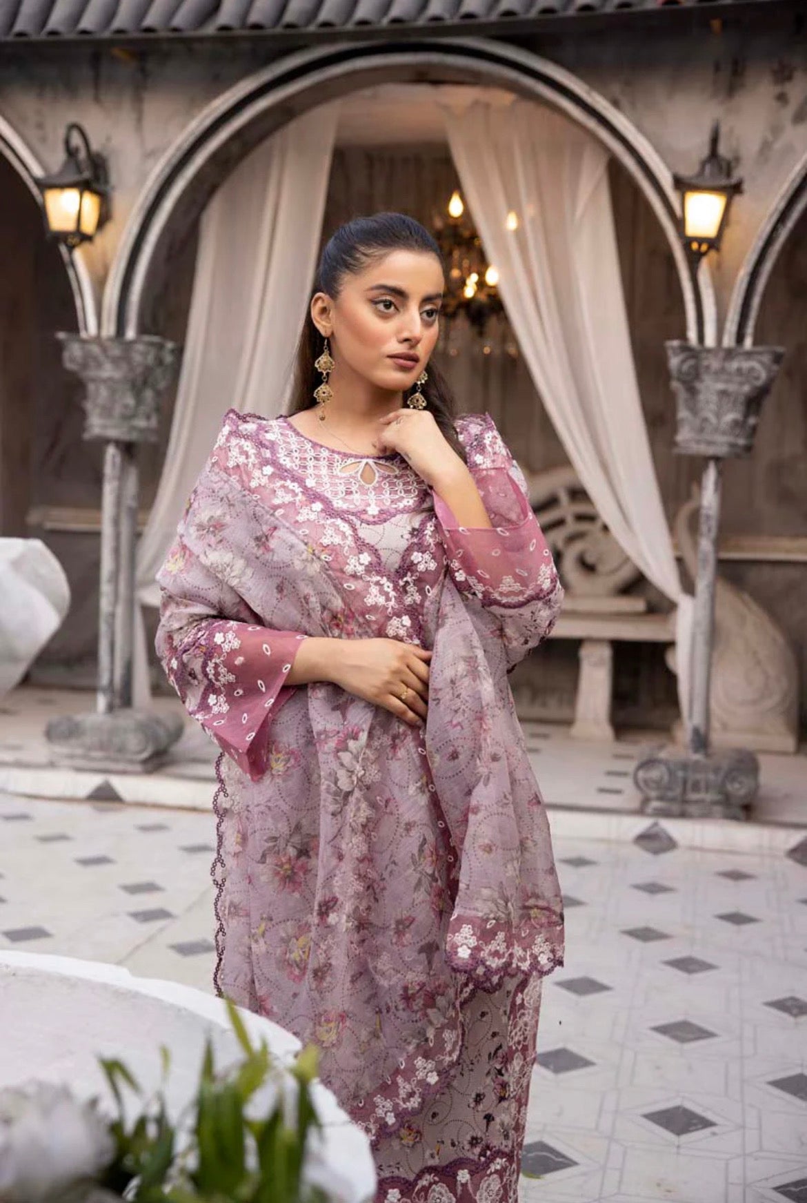 Ethnic Inspired Lawn Dusty Pink 3 Piece Outfit With Embroidered Dupatta
