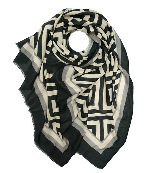 Maze Print Black & White Hijab